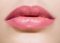 How to Get Pink Lips With Oral B Toothpaste (Step by Step).
