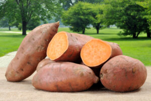 Natural Health Benefits Nutrients of Sweet Potatoes.