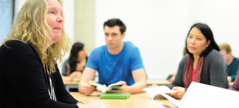 Universities to Study English Literature Effectively