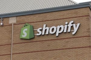 What is Shopify Market Cap in 2021 and 2022.