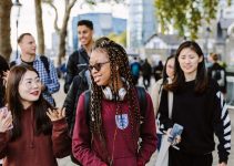 Why Students Choose to Study in UK than Other Countries?