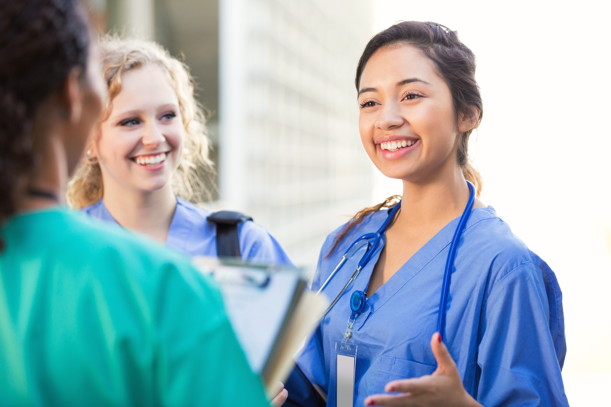 How to Become a Registered Nurse: Professional Qualifications You Need?