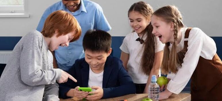 10 Social Skills Essential for Students Development